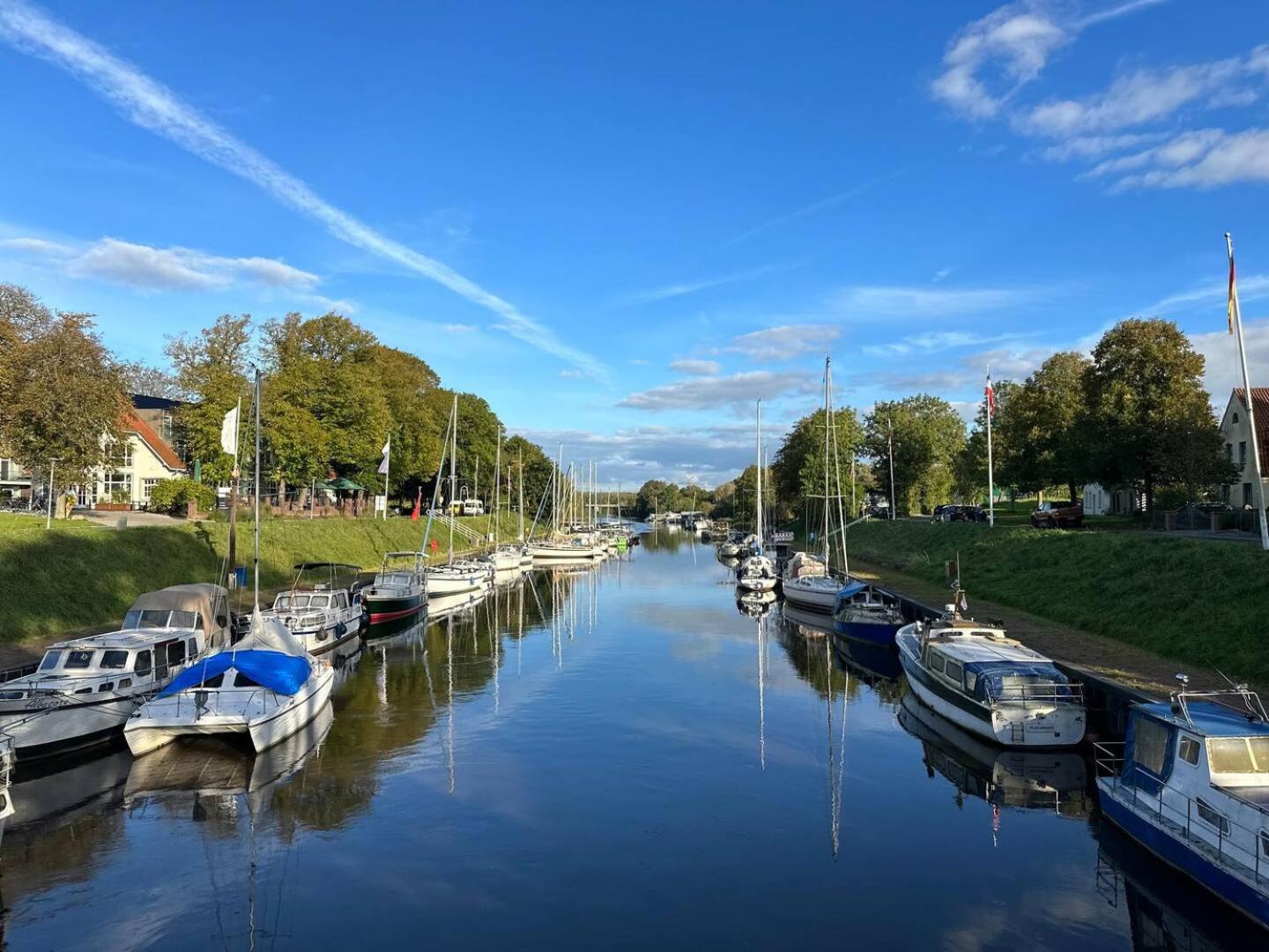 Garten-Wohnung Am Hafen Von Whv ヴィルヘルムスハーフェン エクステリア 写真